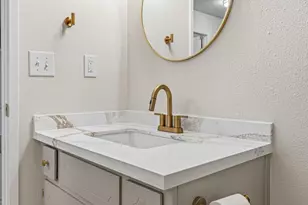 2227 Stanfield Dr, Stockton, CA 95209 - Photo 35