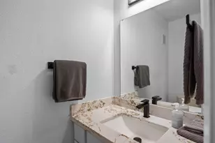 20064 Darpinian Way, Sonora, CA 95370 - Photo 9