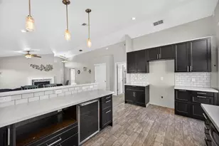 9074 Paseo Grande Way, Elk Grove, CA 95758 - Photo 15