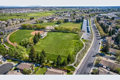 9074 Paseo Grande Way, Elk Grove, CA 95758 - Photo 55