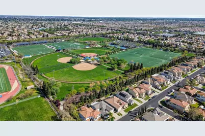 6217 Jefjen Way, Elk Grove, CA 95757 - Photo 57