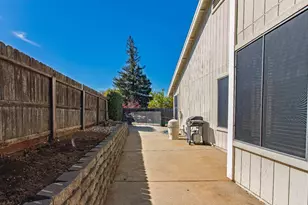 1418 Mother Lode Dr, Roseville, CA 95661 - Photo 43