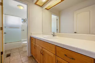 19547 Windrift Way, Woodbridge, CA 95258 - Photo 37