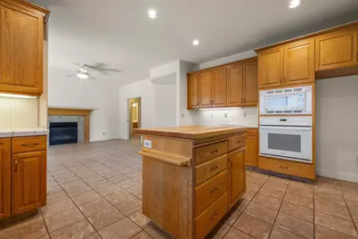 19547 Windrift Way, Woodbridge, CA 95258 - Photo 15