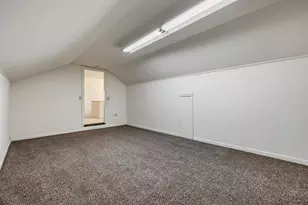 19547 Windrift Way, Woodbridge, CA 95258 - Photo 35