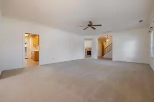 19547 Windrift Way, Woodbridge, CA 95258 - Photo 9