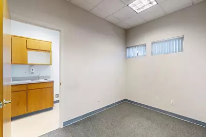 450 Queens Avenue, Yuba City, CA 95991 - Photo 31