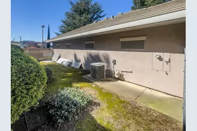 450 Queens Avenue, Yuba City, CA 95991 - Photo 39