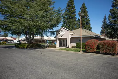 450 Queens Avenue, Yuba City, CA 95991 - Photo 5