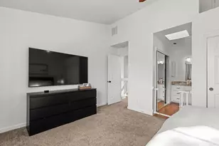 4756 67th St, Sacramento, CA 95820 - Photo 25