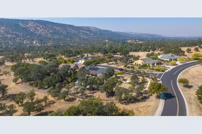 184 Quail Creek Terrace, Copperopolis, CA 95228 - Photo 5