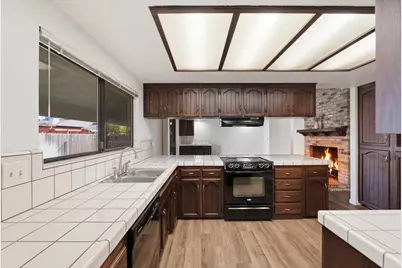 2315 W Vine Street, Lodi, CA 95242 - Photo 9