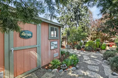 560 46th Street, Sacramento, CA 95819 - Photo 45