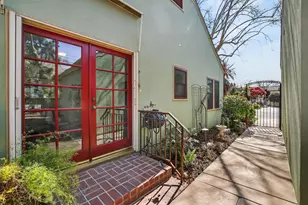 560 46th St, Sacramento, CA 95819 - Photo 33