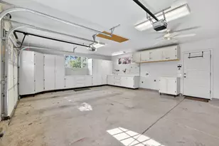 560 46th St, Sacramento, CA 95819 - Photo 47