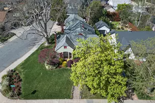 560 46th St, Sacramento, CA 95819 - Photo 57