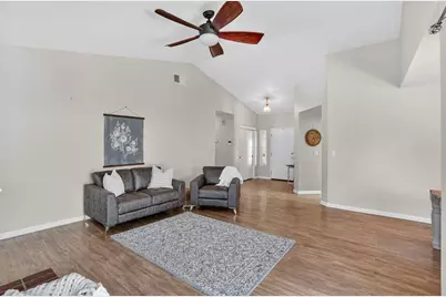 6417 Paseo Del Sol Way, Elk Grove, CA 95758 - Photo 13