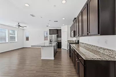 2432 Middlebury Dr, Lathrop, CA 95330 - Photo 15