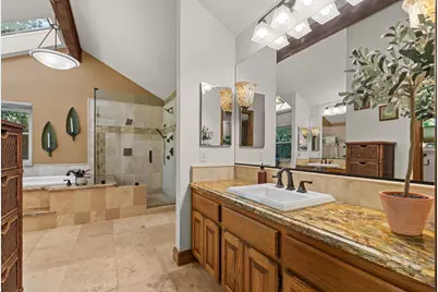 9125 Shady Hollow Way, Fair Oaks, CA 95628 - Photo 25