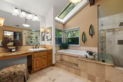 9125 Shady Hollow Way, Fair Oaks, CA 95628 - Photo 27