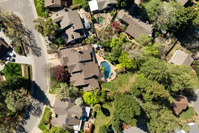 9125 Shady Hollow Way, Fair Oaks, CA 95628 - Photo 43