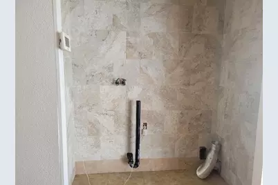 E Pacheco Boulevard #20, Los Banos, CA 93635 - Photo 15