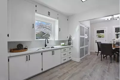 5501 2nd Avenue, Sacramento, CA 95817 - Photo 11