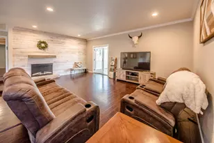 1008 Greenwood Dr, Woodland, CA 95695 - Photo 7