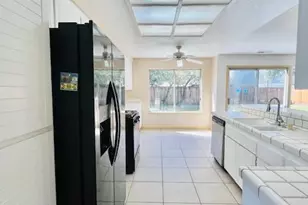 1091 Plymouth Dr, Tracy, CA 95376 - Photo 7