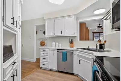 3204 Mapes Court, Sacramento, CA 95821 - Photo 13