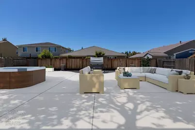 870 Storybook Street, Manteca, CA 95337 - Photo 9