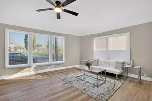 1620 E Harding Way, Stockton, CA 95205 - Photo 5