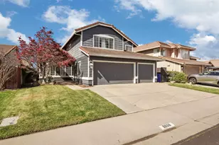 8866 Starfall Way, Elk Grove, CA 95624 - Photo 3