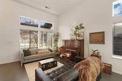 8866 Starfall Way, Elk Grove, CA 95624 - Photo 7