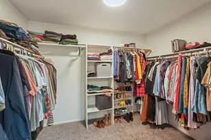 8866 Starfall Way, Elk Grove, CA 95624 - Photo 35