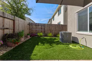 8056 Titan Ln, Roseville, CA 95747 - Photo 35