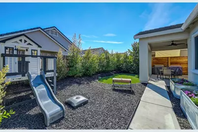 8016 Clear Springs Place, Roseville, CA 95747 - Photo 35