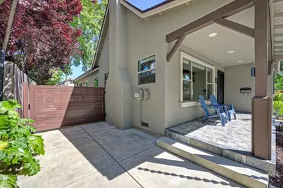 1865 44th Street, Sacramento, CA 95819 - Photo 7