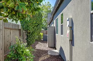 1865 44th St, Sacramento, CA 95819 - Photo 77