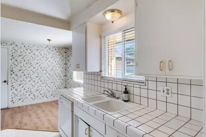 1339 Palomar Circle, Sacramento, CA 95831 - Photo 27