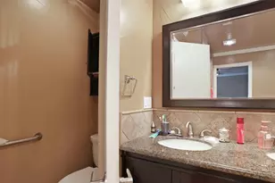 7157 Lighthouse Dr, Stockton, CA 95219 - Photo 19