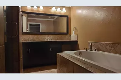 7157 Lighthouse Drive, Stockton, CA 95219 - Photo 17