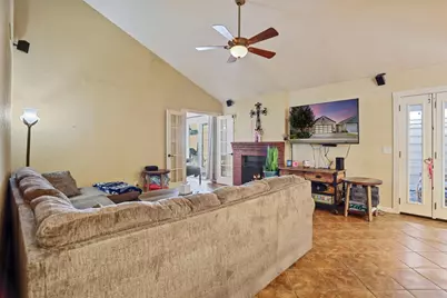 7157 Lighthouse Drive, Stockton, CA 95219 - Photo 7