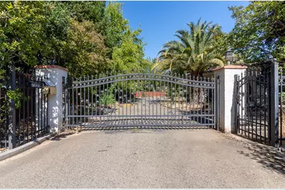 7222 Almond Avenue, Orangevale, CA 95662 - Photo 3