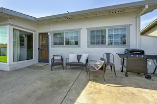 8300 Butternut Dr, Citrus Heights, CA 95621 - Photo 11