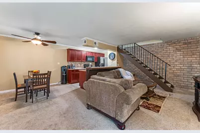 9000 El Cajon Way #2, Sacramento, CA 95826 - Photo 11