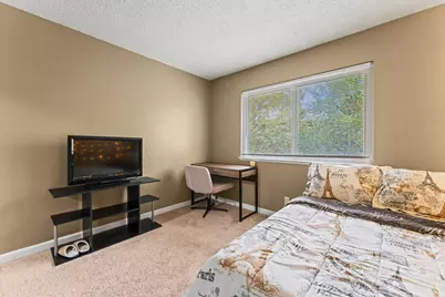 9000 El Cajon Way #2, Sacramento, CA 95826 - Photo 15