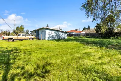 3900 Whitney Avenue, Sacramento, CA 95821 - Photo 5