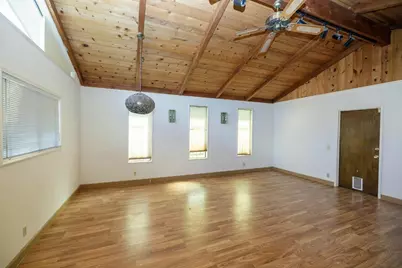 1305 Oakwood Drive, Modesto, CA 95350 - Photo 23