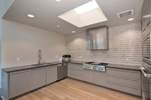 9 Fischbacher St, Sacramento, CA 95816 - Photo 81